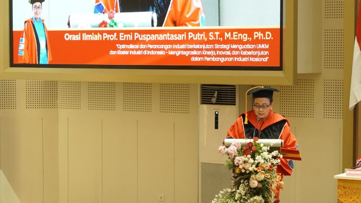 Pengukuhan Guru Besar, Prof. Erni Soroti Strategi Industri Berkelanjutan untuk UMKM